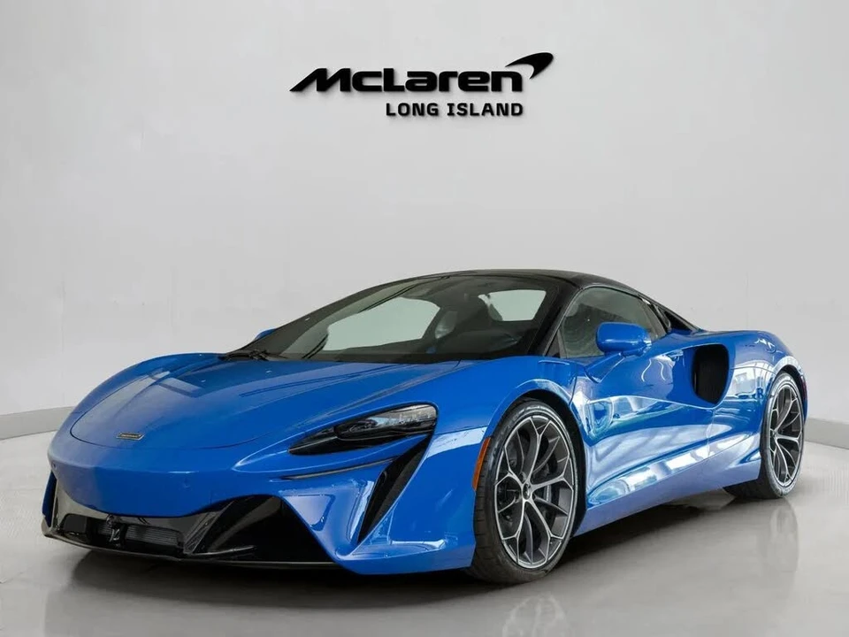 2026 McLaren Artura - Image 2 of 31