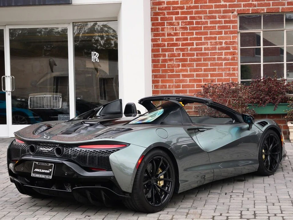2026 McLaren Artura - Image 4 of 25