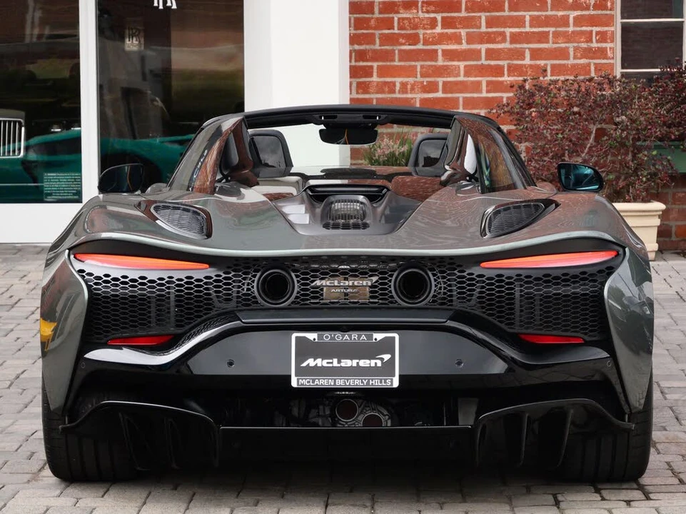 2026 McLaren Artura - Image 5 of 25