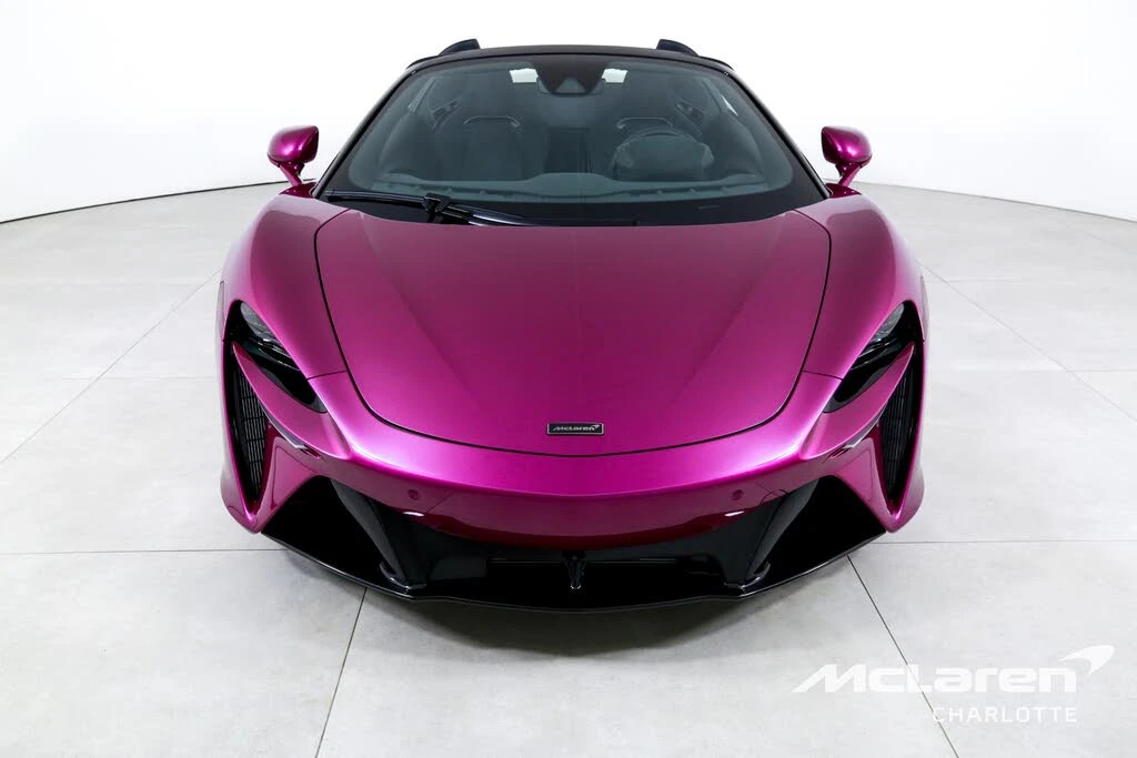 2026 McLaren Artura - Image 5 of 7