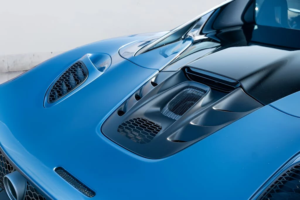 2026 McLaren Artura - Image 26 of 31