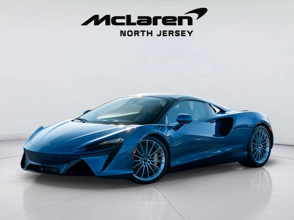 2026 McLaren Artura - Image 2 of 31