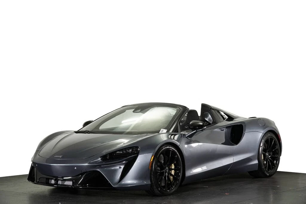 2026 McLaren Artura - Image 27 of 31