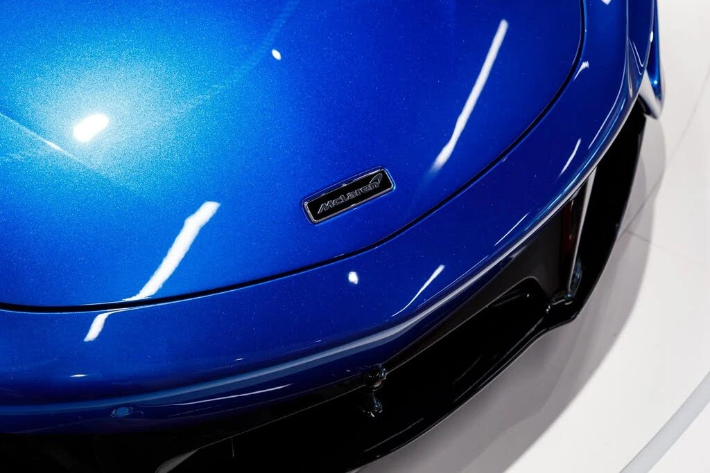 2026 McLaren Artura - Image 10 of 31