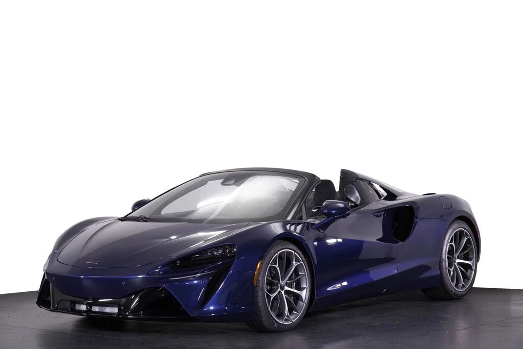 2026 McLaren Artura - Image 27 of 31