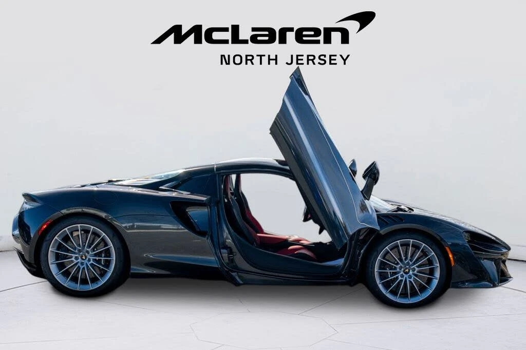 2026 McLaren Artura - Image 9 of 31