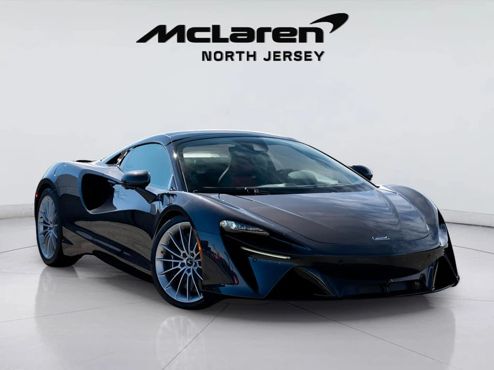 2026 McLaren Artura - Image 6 of 31