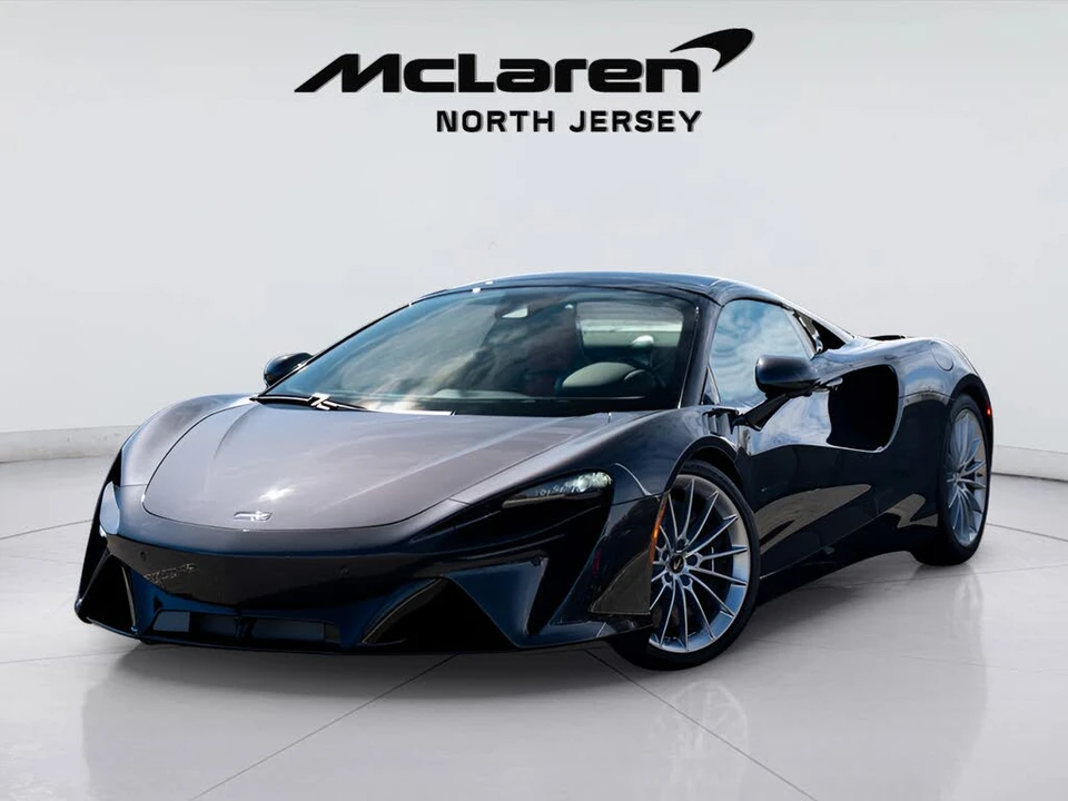 2026 McLaren Artura - Image 2 of 31