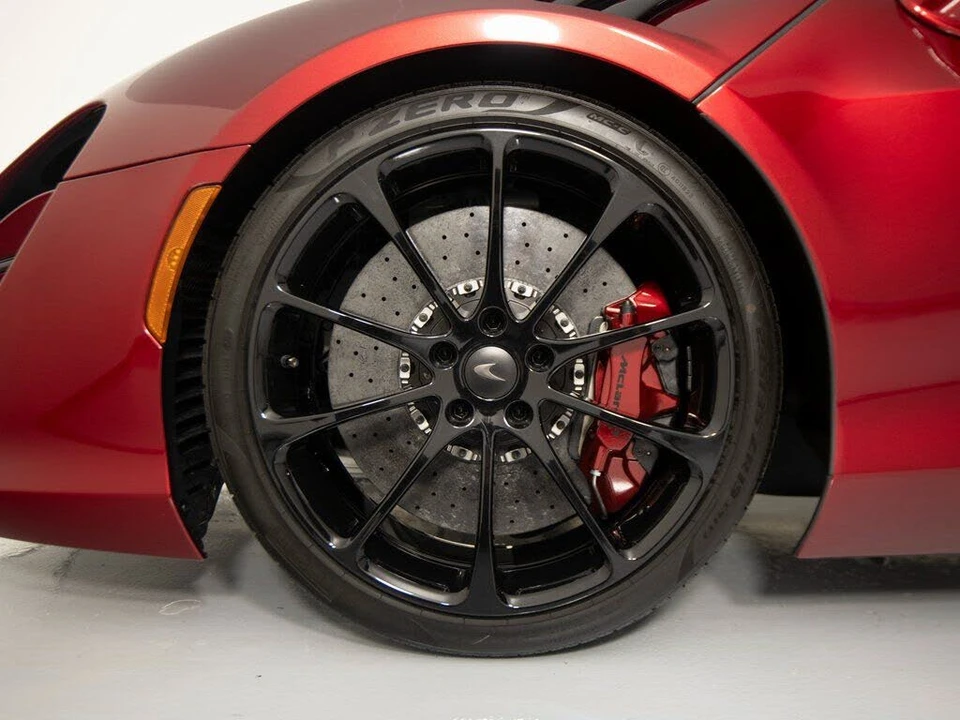 2026 McLaren Artura - Image 10 of 31