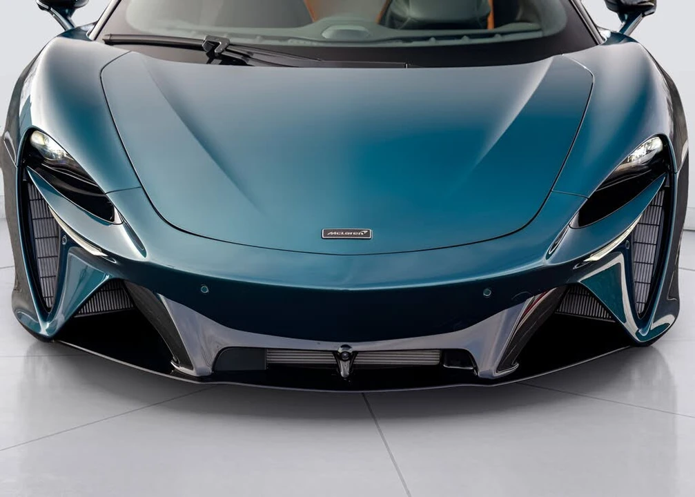 2026 McLaren Artura - Image 30 of 31