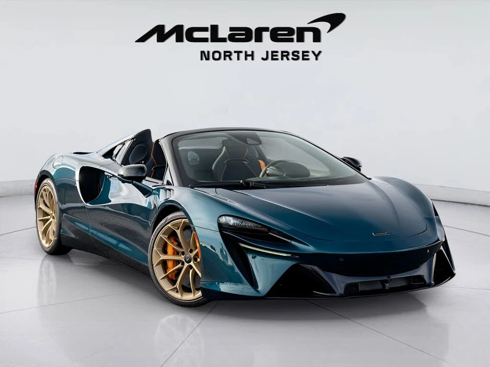 2026 McLaren Artura - Image 6 of 31