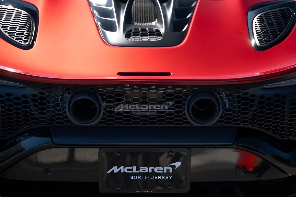2026 McLaren Artura - Image 31 of 31