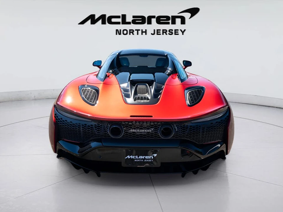2026 McLaren Artura - Image 29 of 31