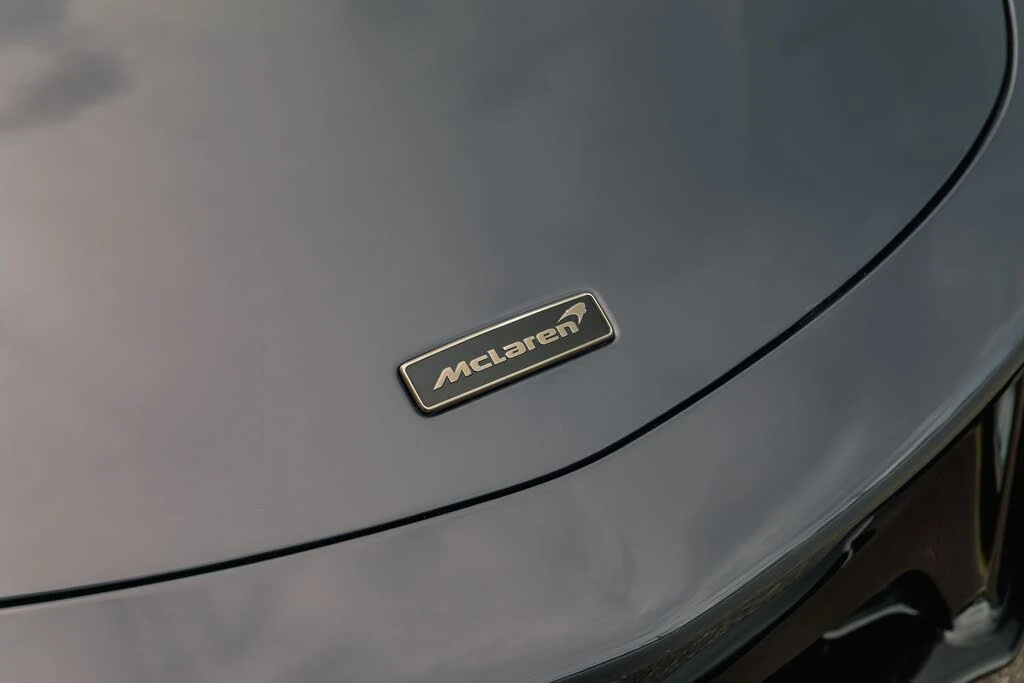 2026 McLaren Artura - Image 12 of 27