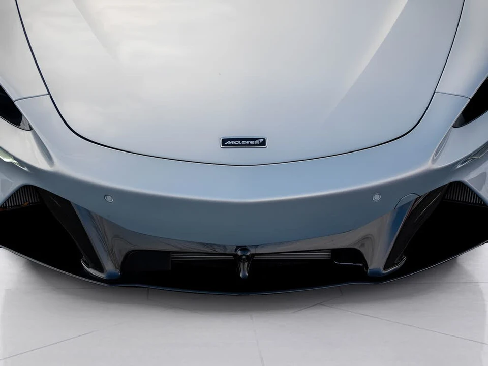 2026 McLaren Artura - Image 27 of 31