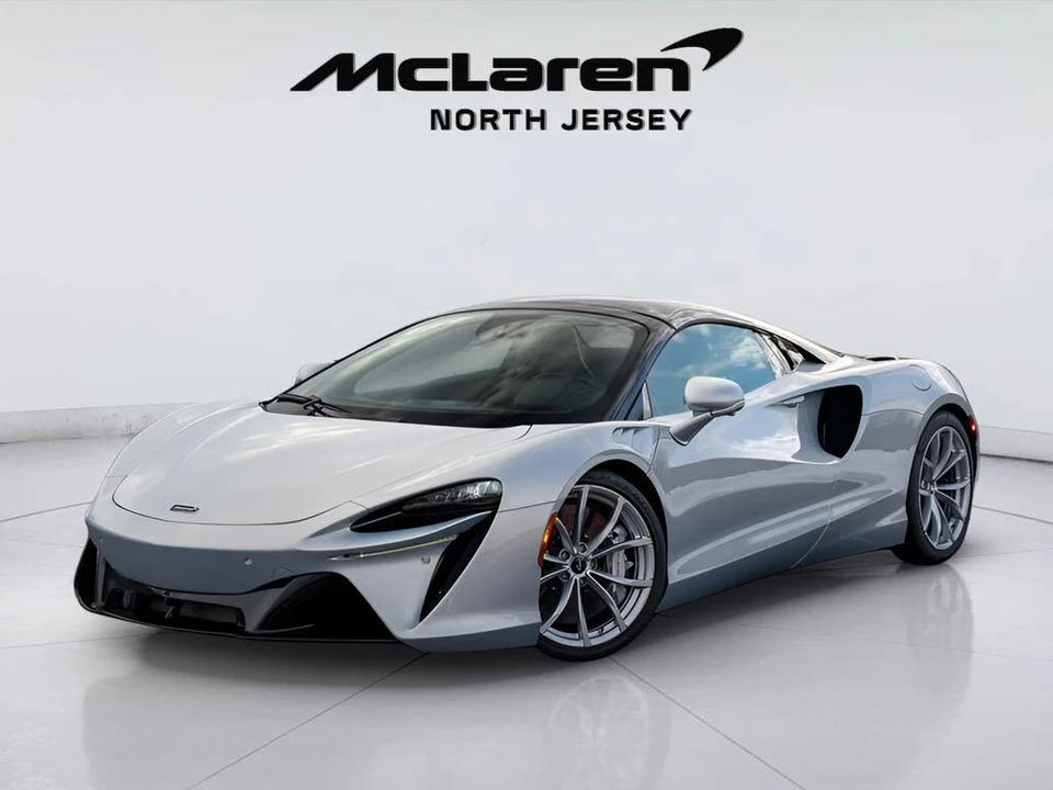 2026 McLaren Artura - Image 3 of 31