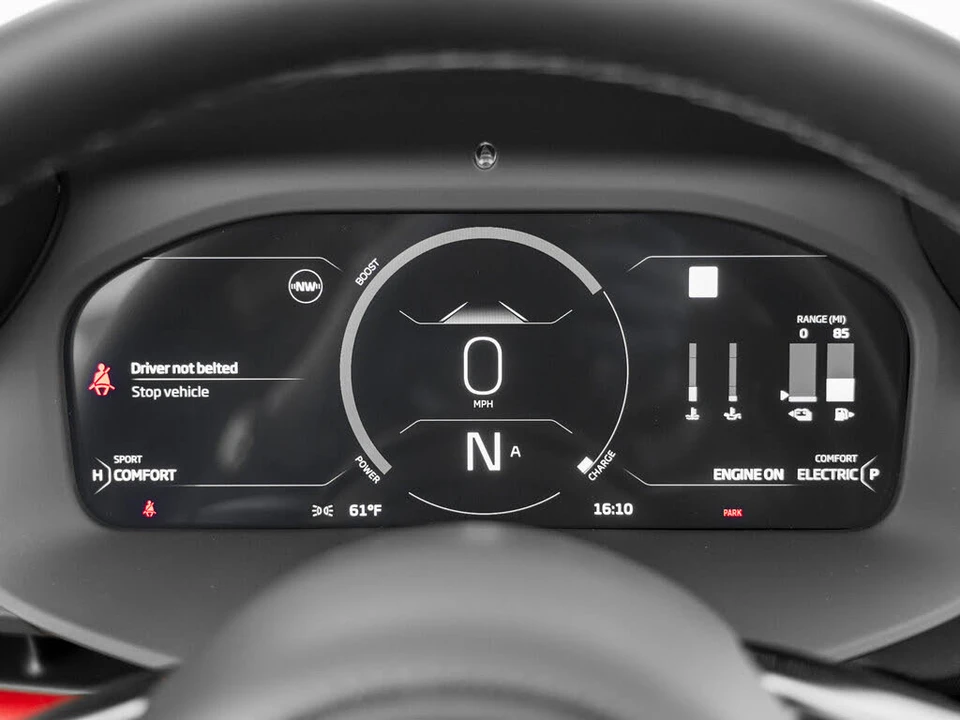 2026 McLaren Artura - Image 15 of 31