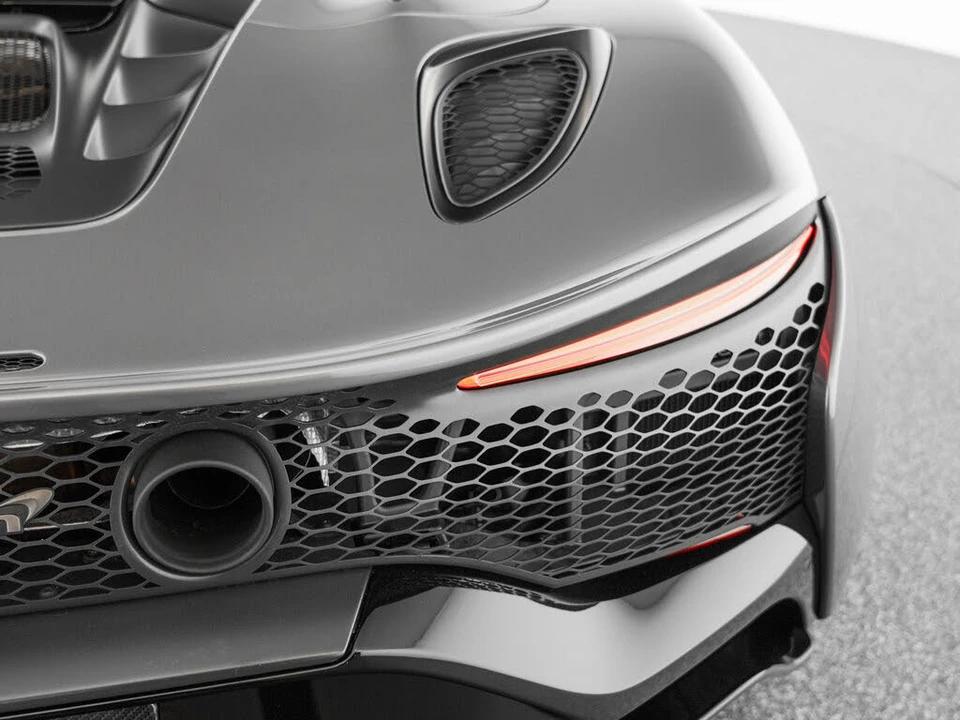 2026 McLaren Artura - Image 31 of 31