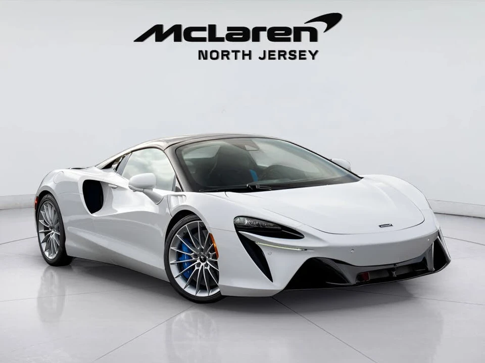 2026 McLaren Artura - Image 6 of 31