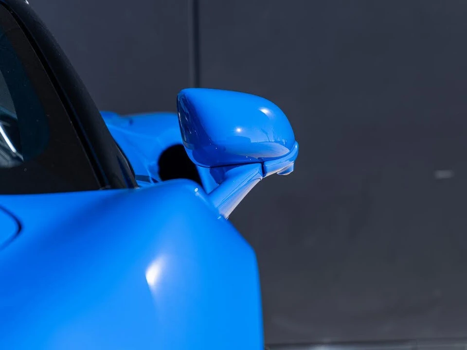 2026 McLaren Artura - Image 23 of 31