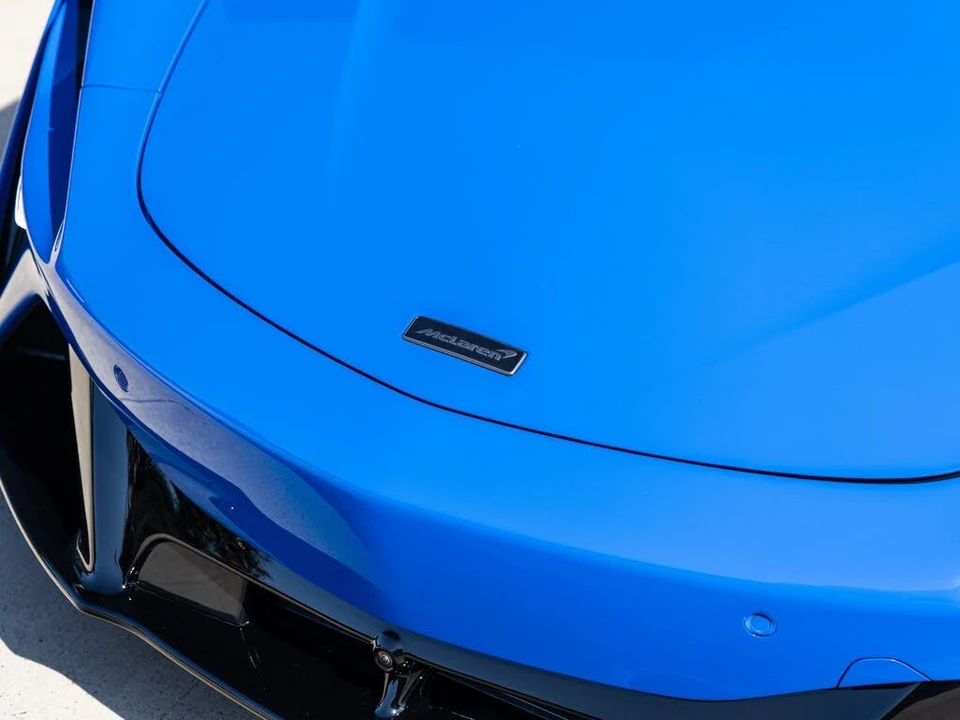 2026 McLaren Artura - Image 22 of 31