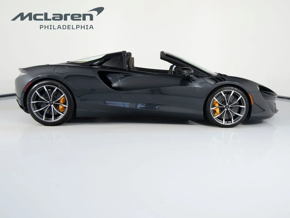 2026 McLaren Artura - Image 5 of 31