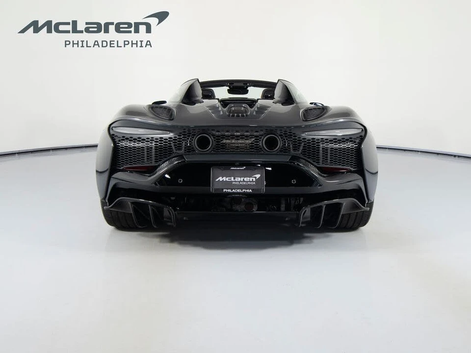 2026 McLaren Artura - Image 7 of 31