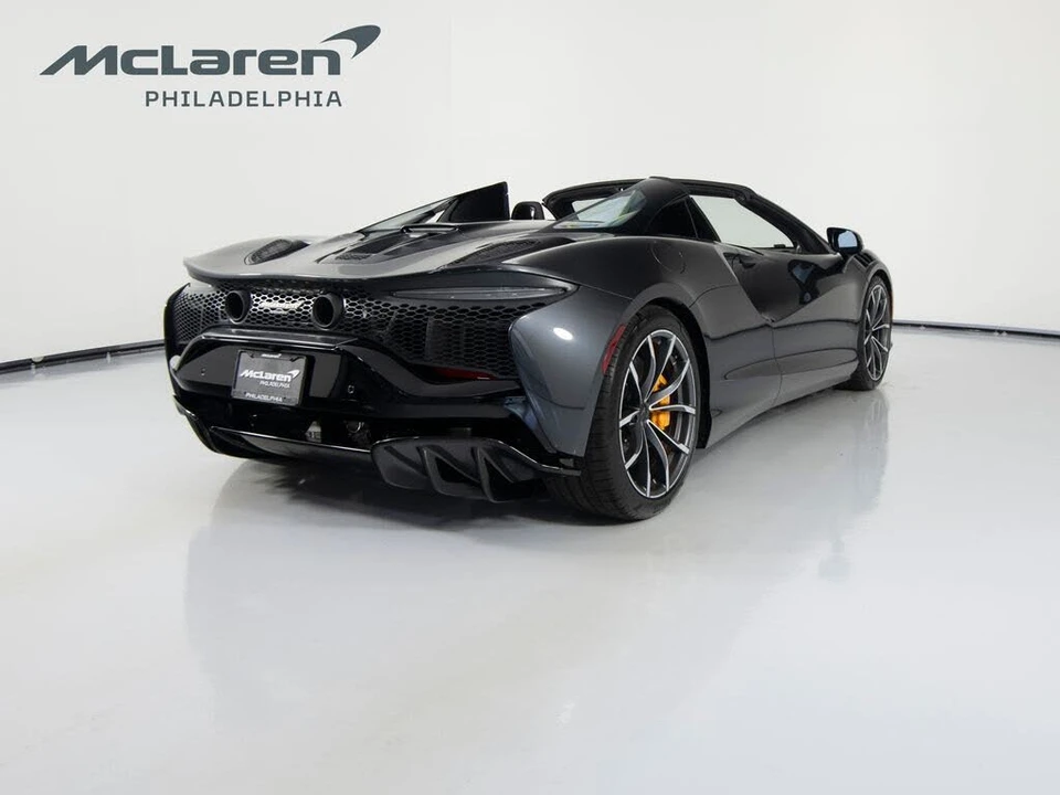 2026 McLaren Artura - Image 6 of 31