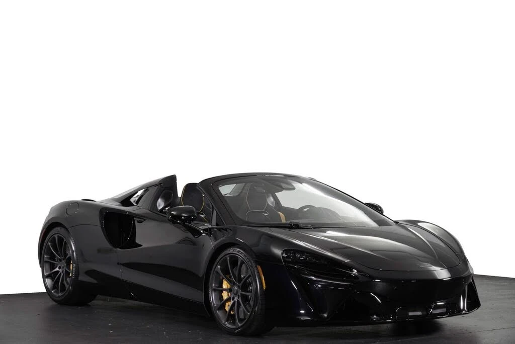 2026 McLaren Artura - Image 25 of 31