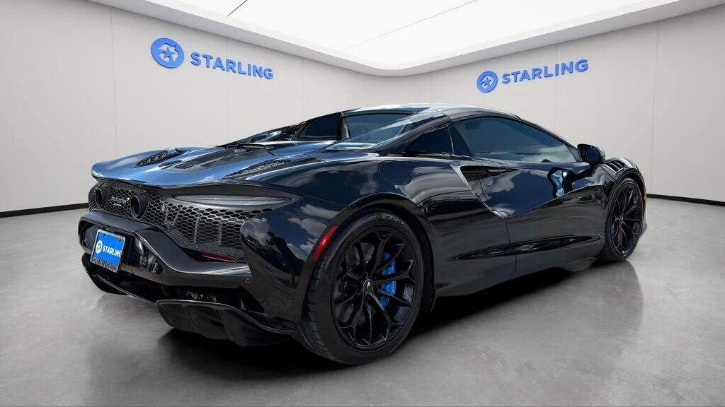 2026 McLaren Artura - Image 8 of 31