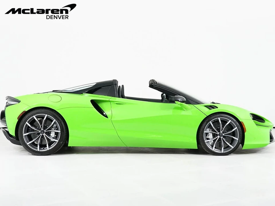 2026 McLaren Artura - Image 10 of 31