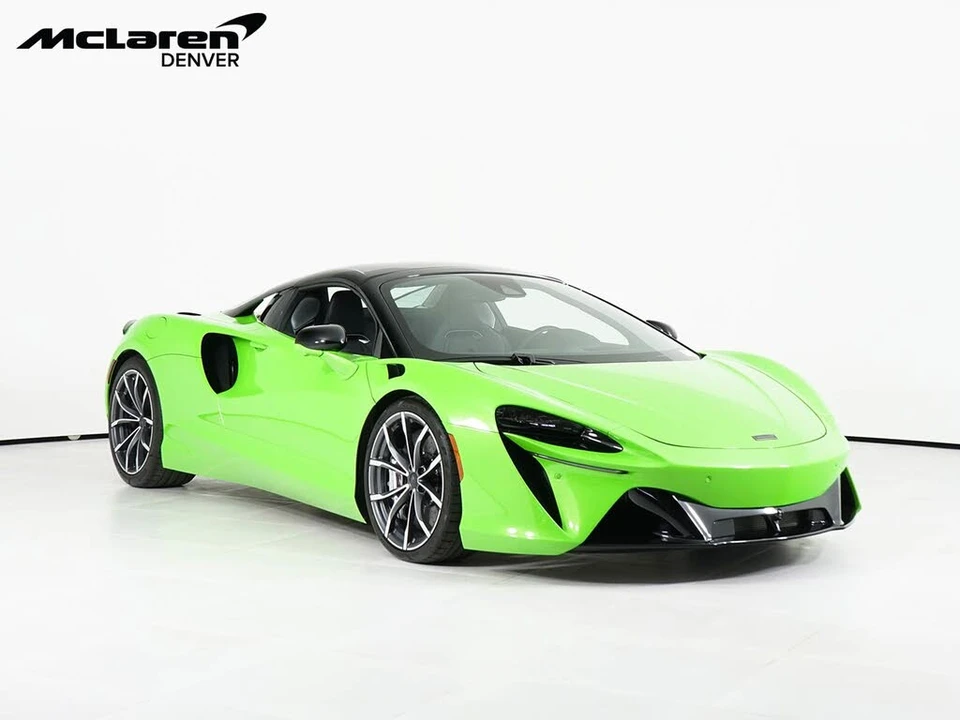 2026 McLaren Artura - Image 12 of 31