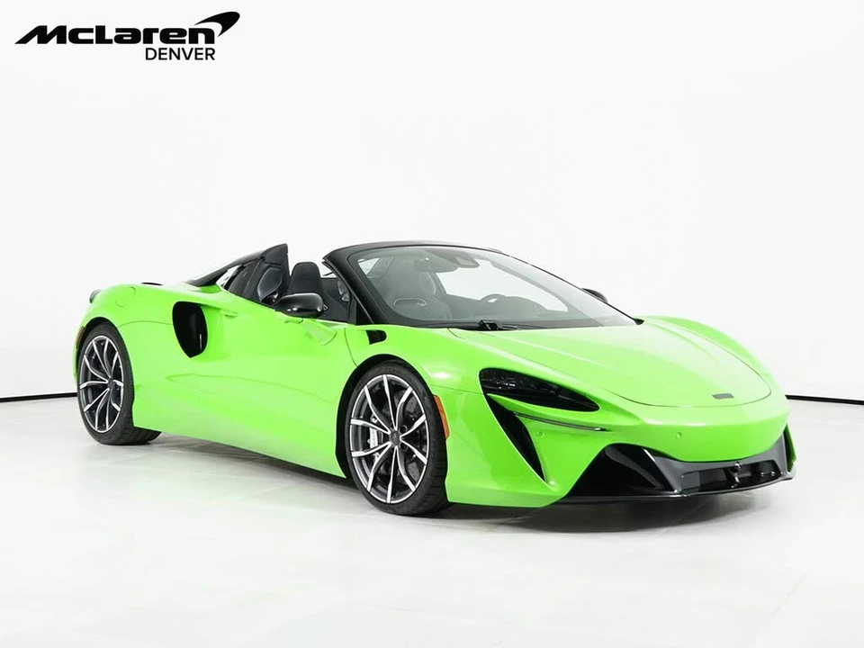 2026 McLaren Artura - Image 13 of 31
