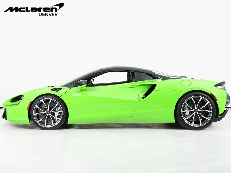 2026 McLaren Artura - Image 3 of 31