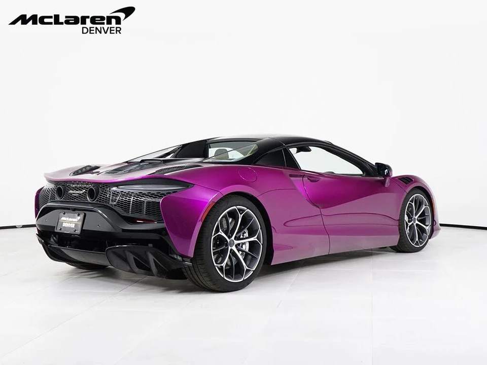 2026 McLaren Artura - Image 8 of 27