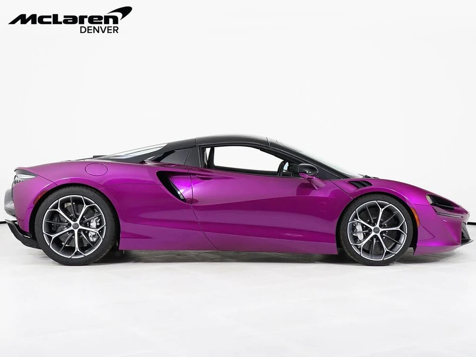 2026 McLaren Artura - Image 9 of 27