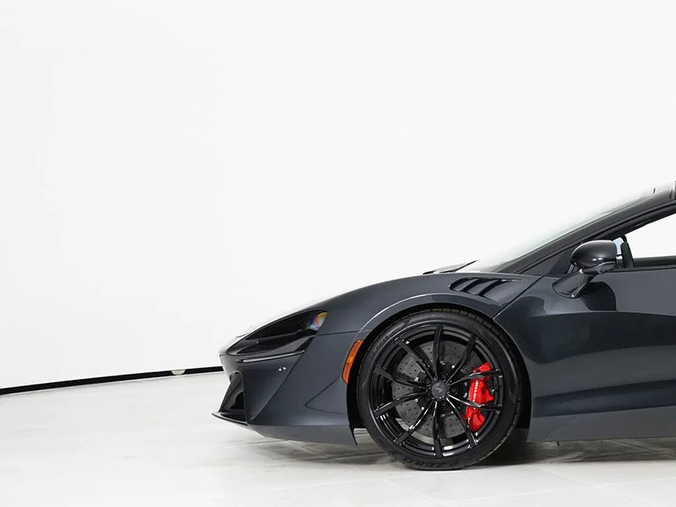2026 McLaren Artura - Image 12 of 29