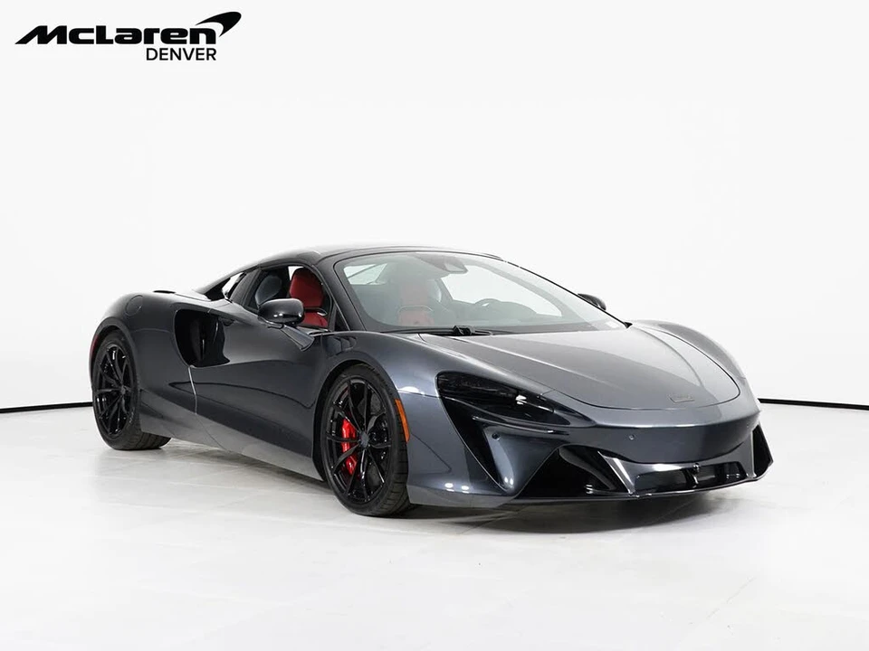 2026 McLaren Artura - Image 10 of 29