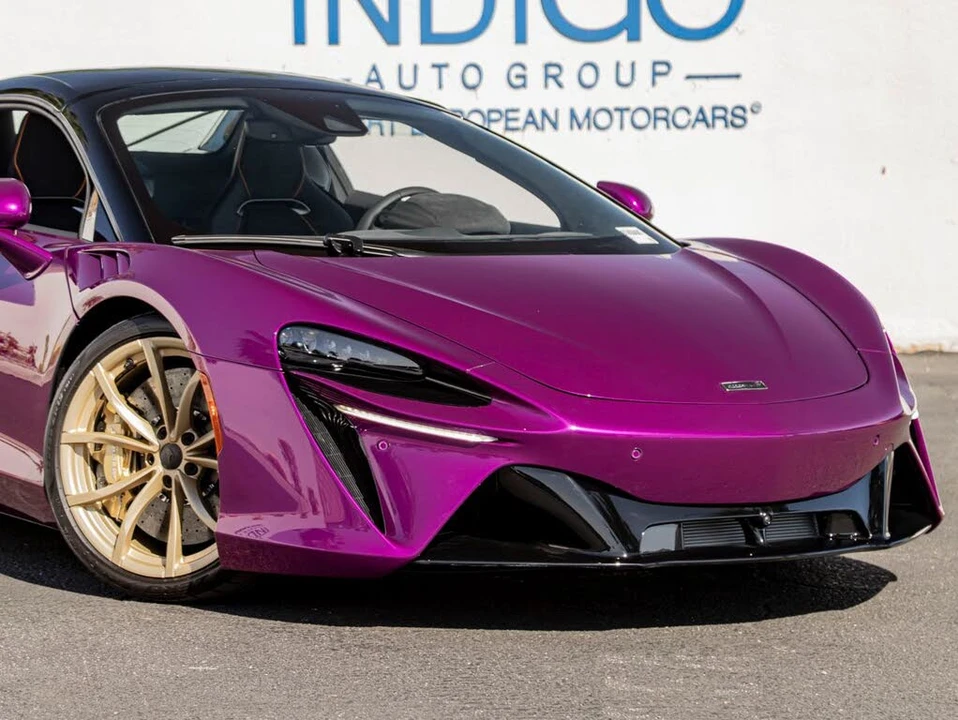 2026 McLaren Artura - Image 5 of 28