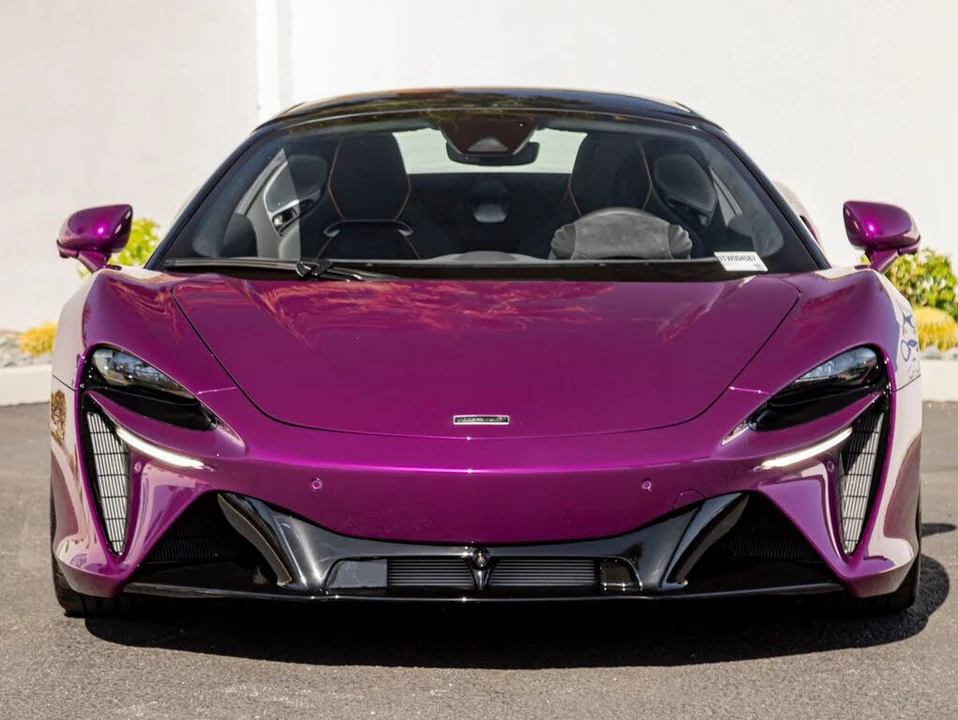 2026 McLaren Artura - Image 3 of 28