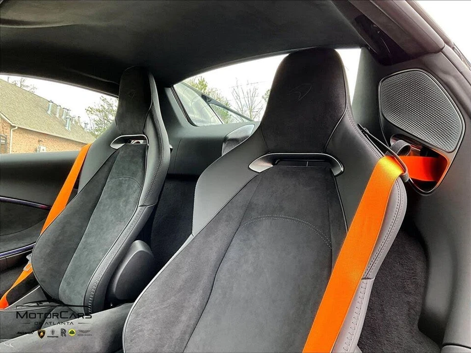 2026 McLaren Artura - Image 9 of 15