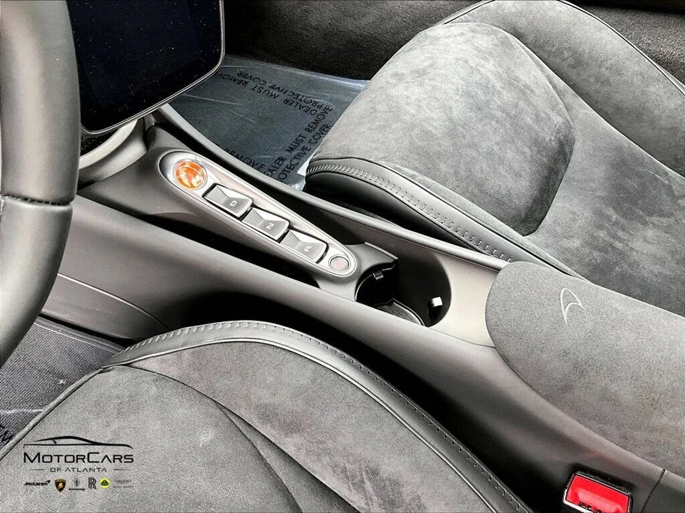 2026 McLaren Artura - Image 8 of 15