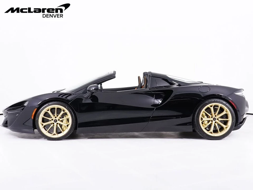 2026 McLaren Artura - Image 2 of 31
