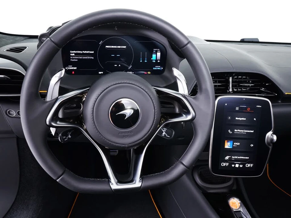 2026 McLaren Artura - Image 21 of 31