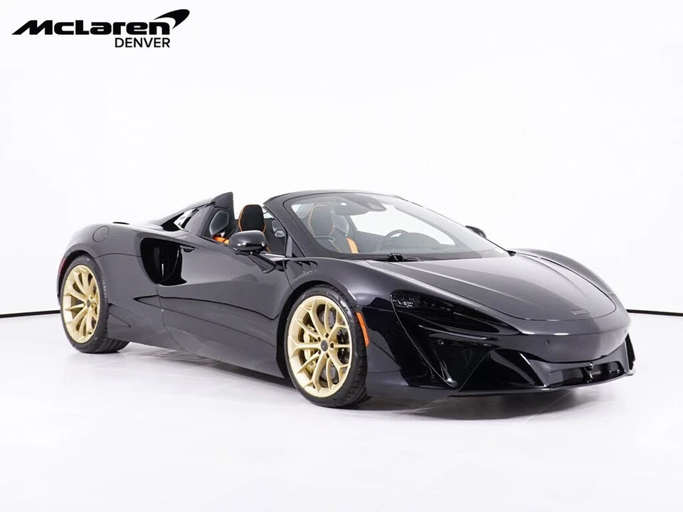 2026 McLaren Artura - Image 10 of 31