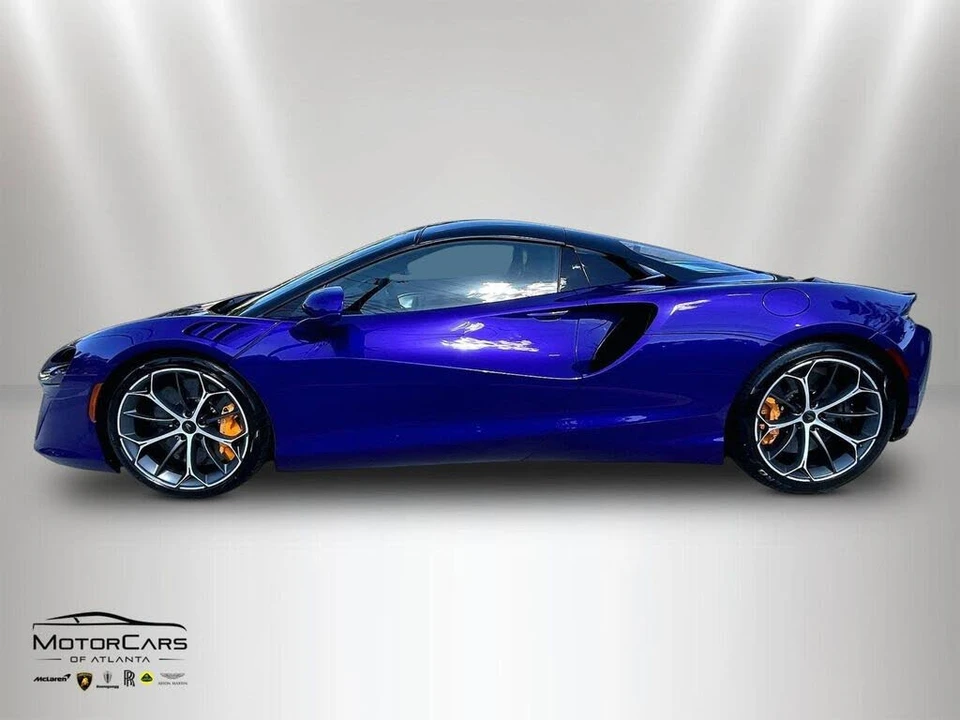 2026 McLaren Artura - Image 13 of 15
