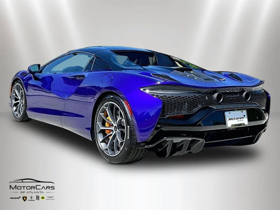 2026 McLaren Artura - Image 3 of 15