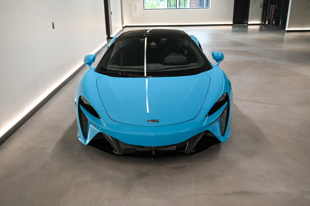 2026 McLaren Artura - Image 4 of 23