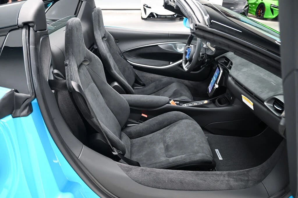 2026 McLaren Artura - Image 21 of 23
