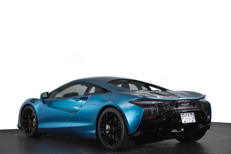 2026 McLaren Artura - Image 3 of 7